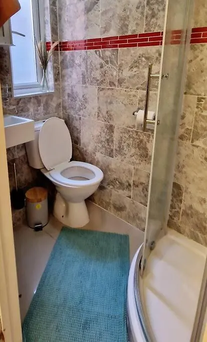 Apartment Lovely Studio- Aldgate East Stn London